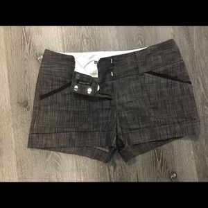 Maurice’s size 5/6 dress shorts